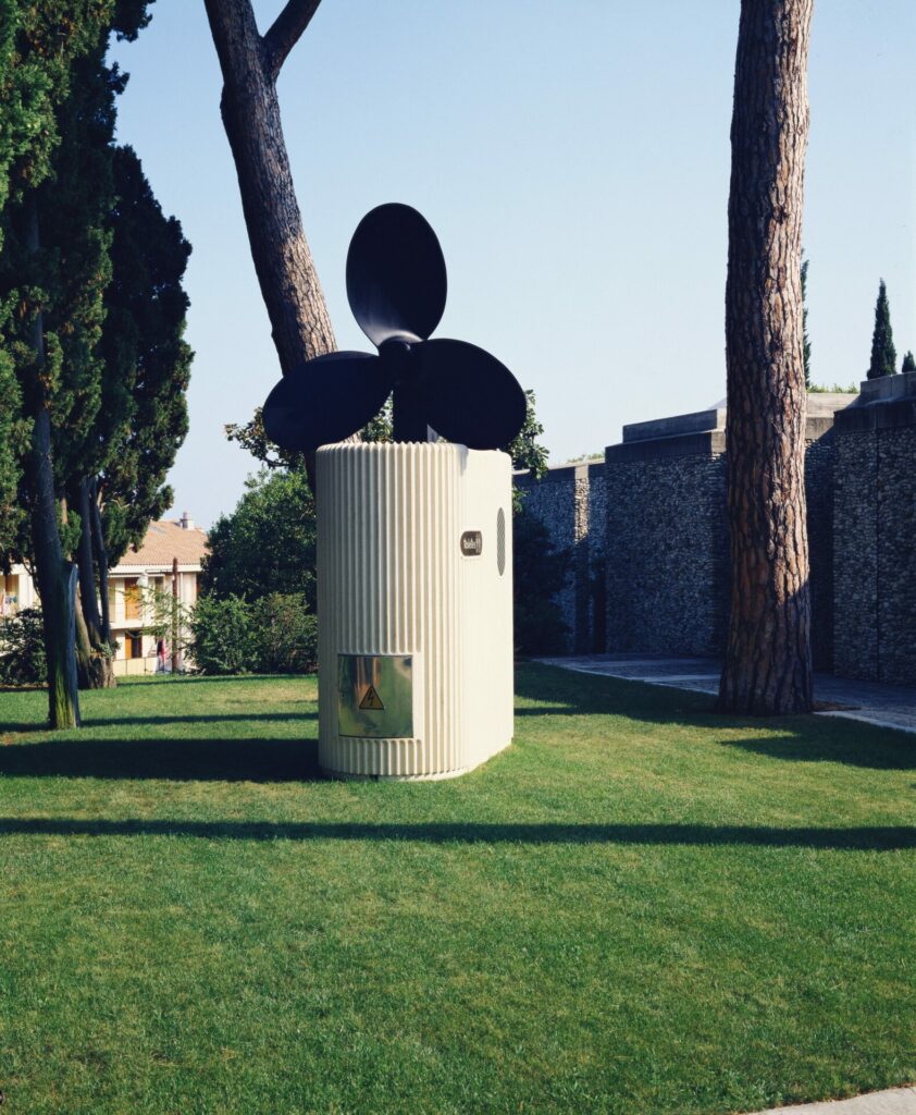 coque béton, sanitaire, hélice de bateau
