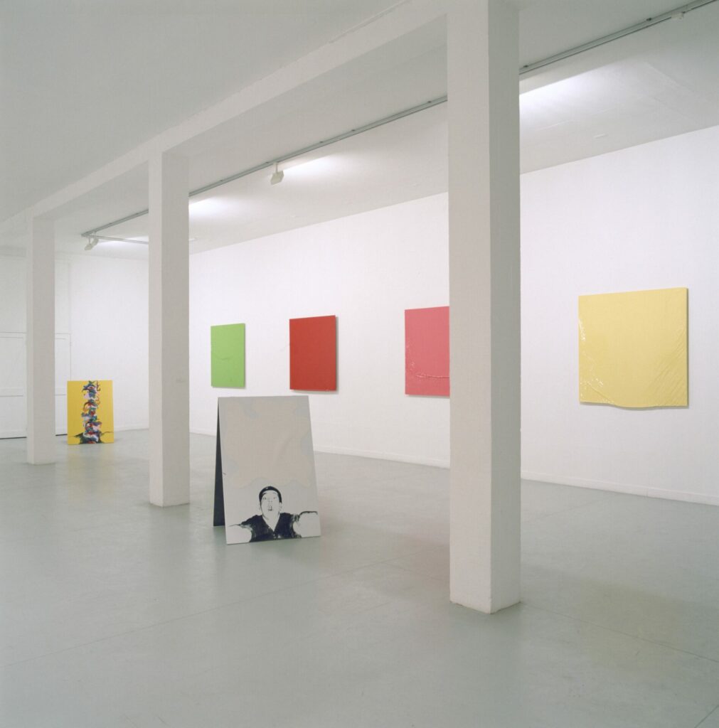 laque sur toile jaune
